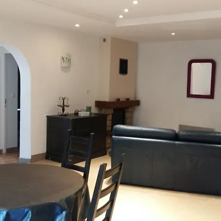 Campsite Camping Du Moulin Chazelles-sur-Lyon